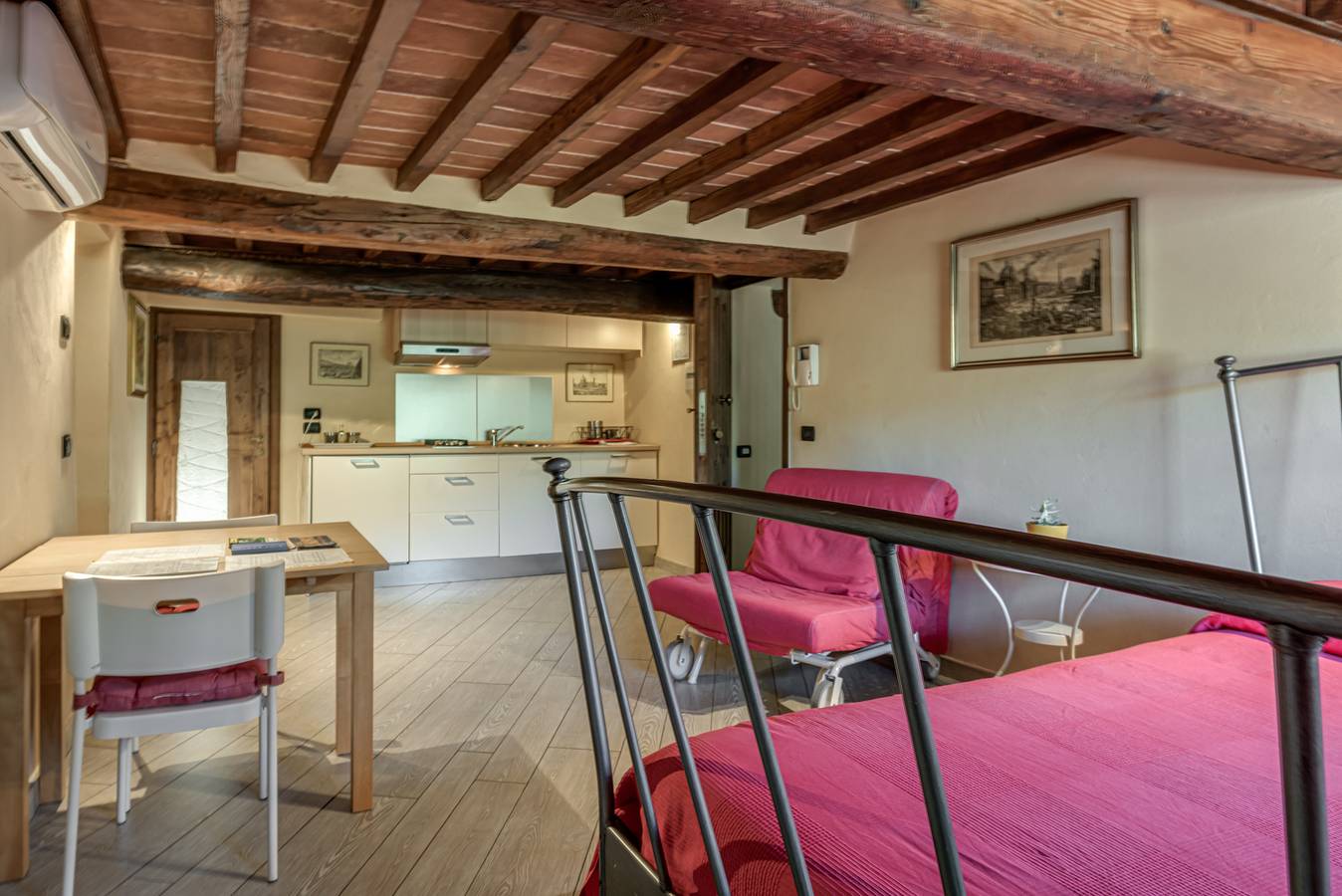 Entire studio, Studio 'Il Poderaccio Tramontana' with Shared Pool, Wi-Fi and Air Conditioning in Scandicci, Florence Province