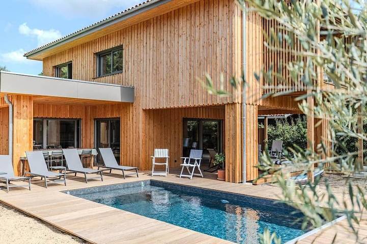 Maison de vacances pour 10 personnes, avec piscine et balcon