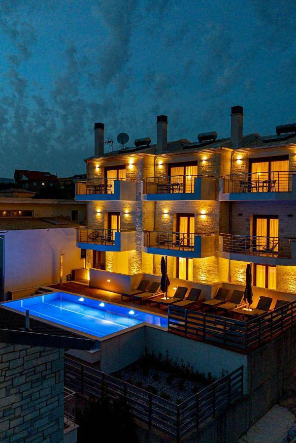 Appartement de vacances pour 6 personnes, avec piscine ainsi que jardin et vue - 1