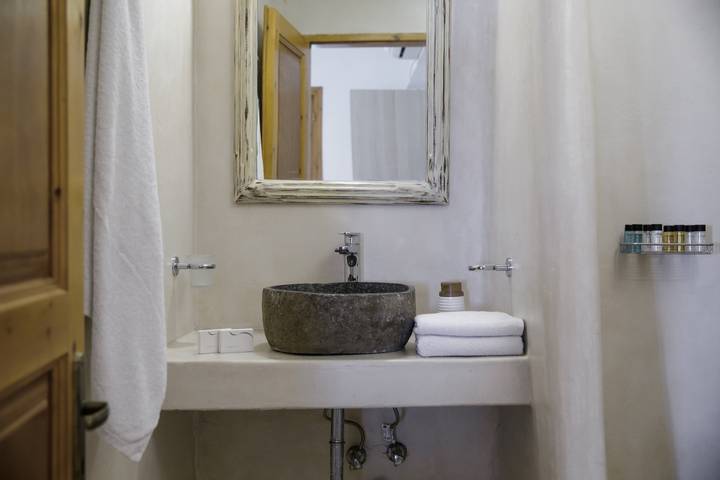 Villa pour 4 personnes, avec piscine ainsi que vue sur l’océan et terrasse à Santorin - 4