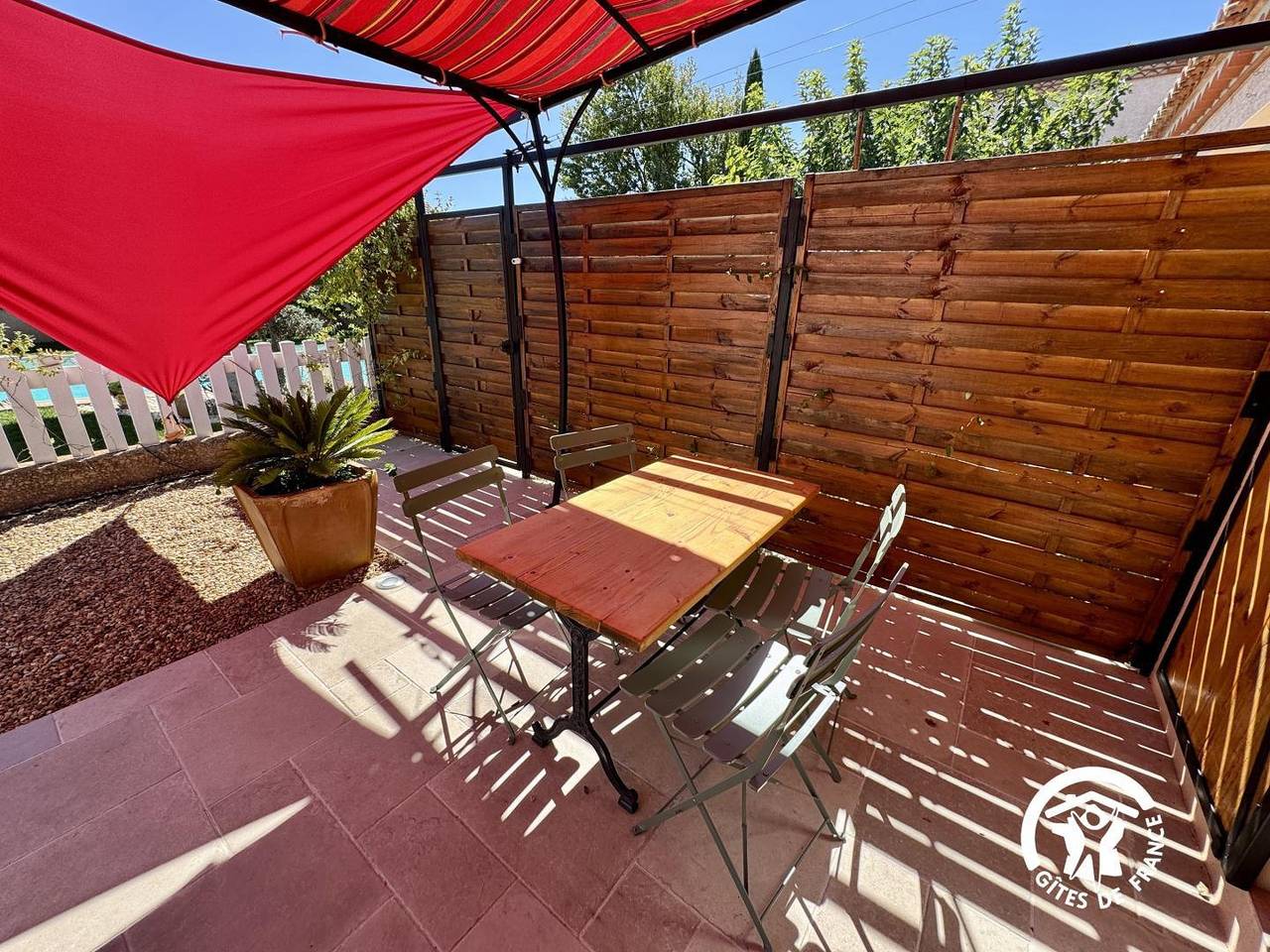 Gîte für 2 Personen mit Pool in Saint-Nazaire-d'Aude, Narbonne und Umgebung