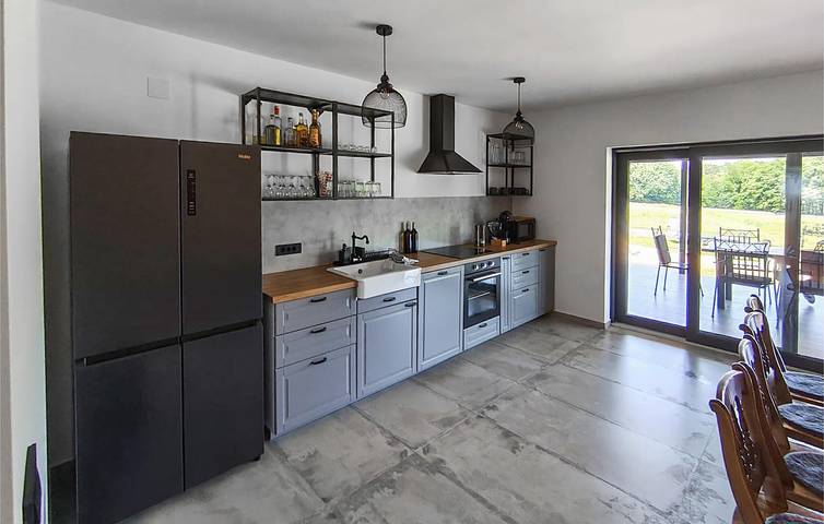 Modernes 2-Zimmer-Apartment mit Pool, WLAN, Klimaanlage und Parkplatz in Koprivnica-Krizevci