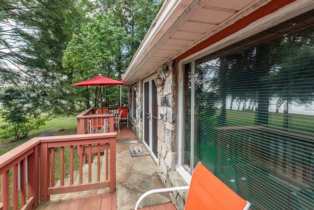 Willow Point - Haus am See mit Außenwhirlpool und eigenem Dock in Deep Creek Lake