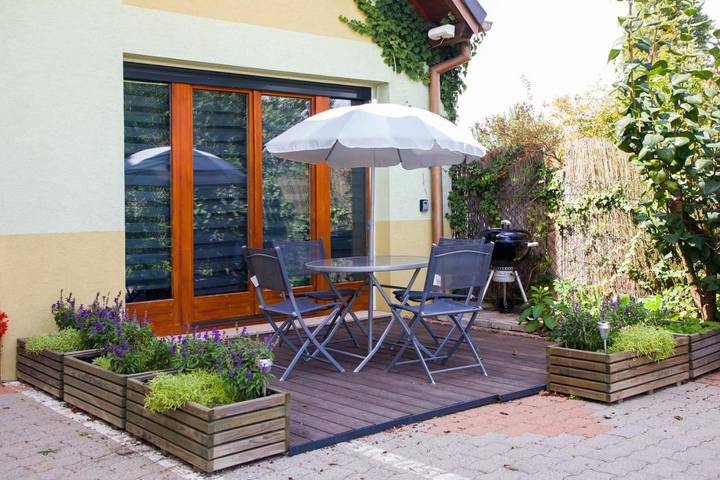 Gîte pour 3 personnes, avec vue et jardin à Sainte-Croix-en-Plaine - 4