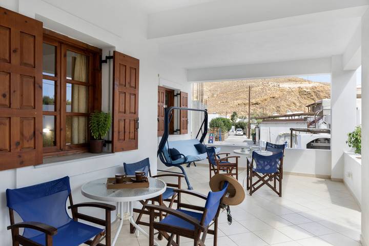 Entire apartment, Apartment 'Studios Asterias 3' with Shared Terrace, Wi-Fi and Air Conditioning in Astypalea