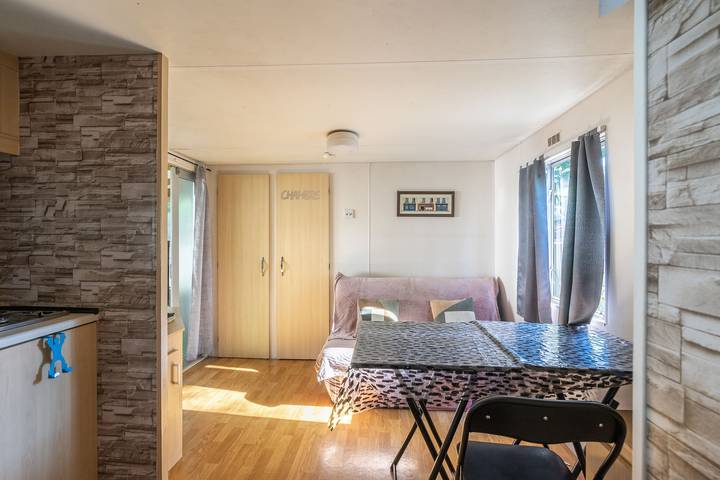 Mobil-home en La Tremblade – Jardín privado, terraza, zona de juegos y piscina compartida in La Tremblade, Côte de Beauté