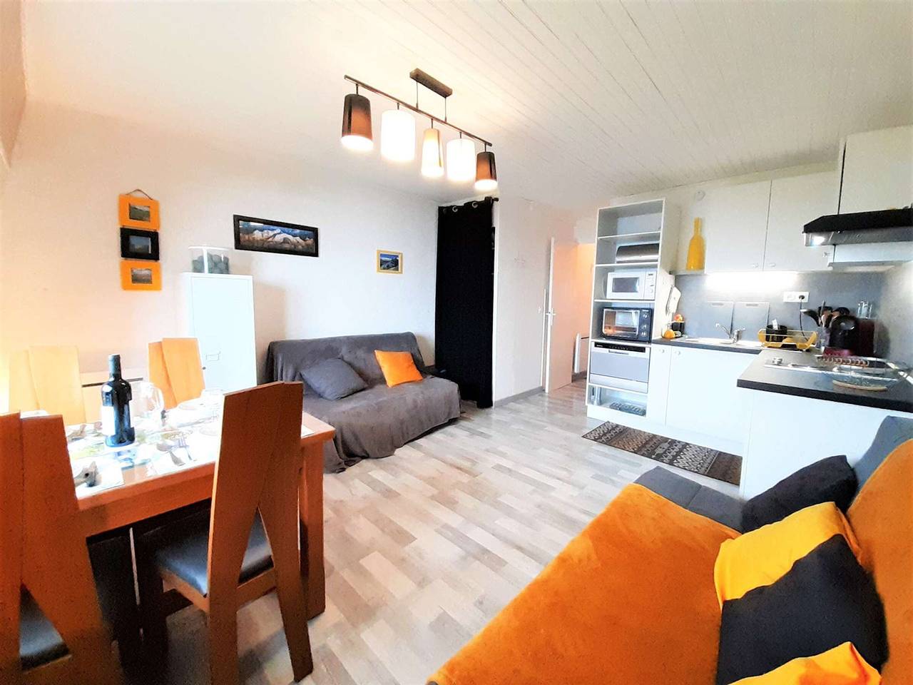 Appartement entier, Chalet cosy 4 pers à 800m des pistes - Tv, kitchenette équipée, navette gratuite vacances. in Saint-Lary-Soulan, Parc national des Pyrénées