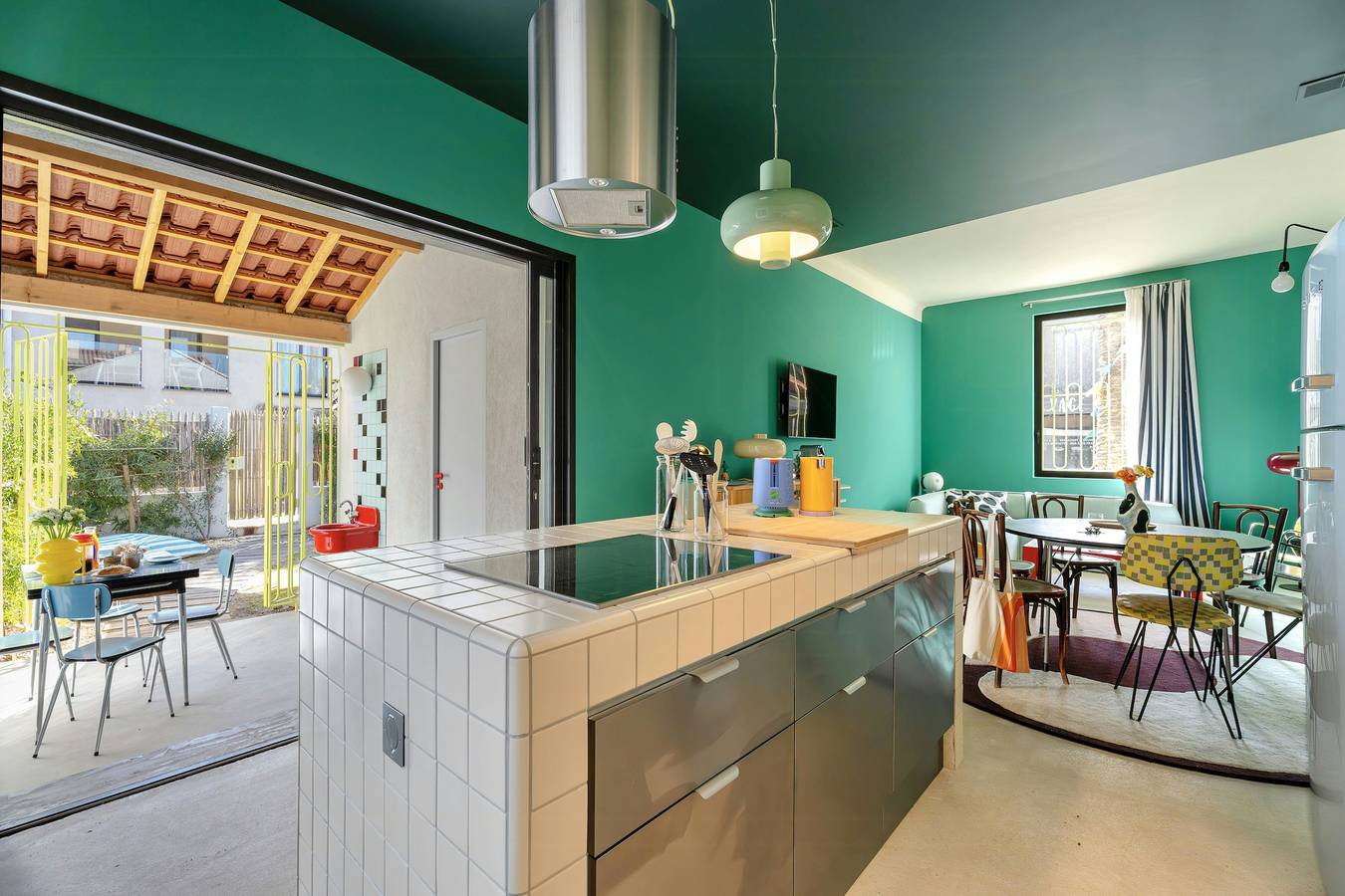 Schickes, farbenfrohes Haus in der Nähe der Strände von La Capte in La Capte, Hyeres