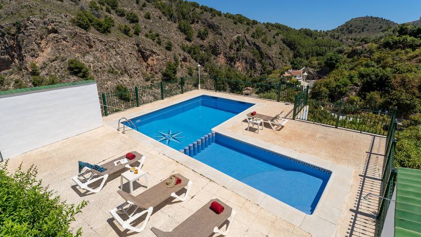 Location de vacances pour 6 personnes, avec jardin et balcon à Frigiliana - 2