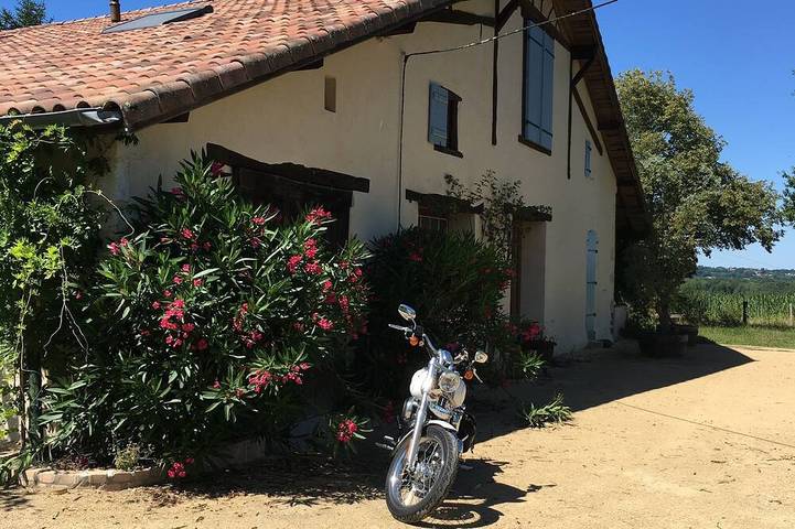Gîte pour 8 personnes à Pomarez
