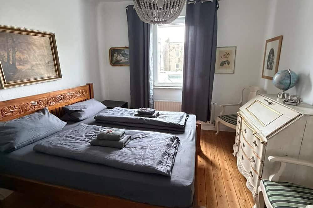 Apartamento entero, Velmora Boutique Suites: Vintage design apartment near the center in Lübeck (Ciudad), Lübeck
