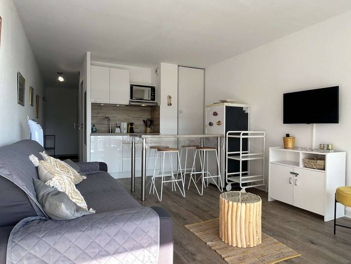 Gîte pour 4 personnes, avec terrasse dans Plage des Elmes - 3