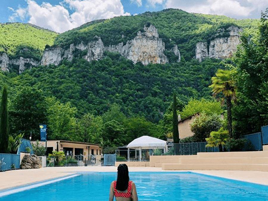 Flower Camping le Peyrelade - Mobilhome 6 personas - Résidence Louisiane Confort 3 habitaciones + Terraza semicubierta + Tv in Rivière-sur-Tarn, Parc naturel régional des Grands Causses