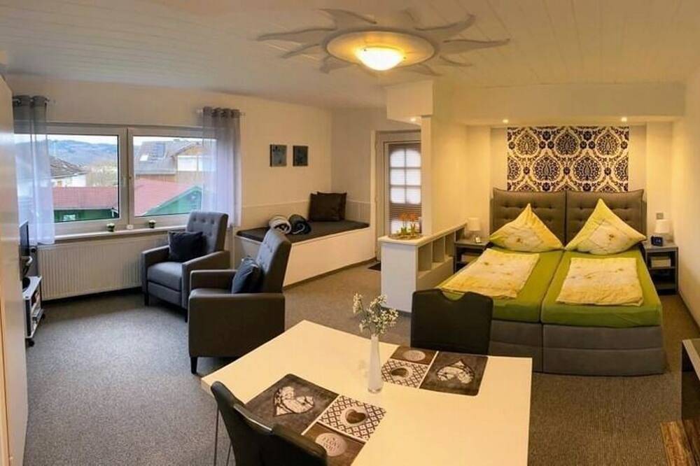 Ganze Wohnung, Ferienwohnung/App. für 2 Gäste mit 40m² in Geisenheim in Stephanshausen, Geisenheim