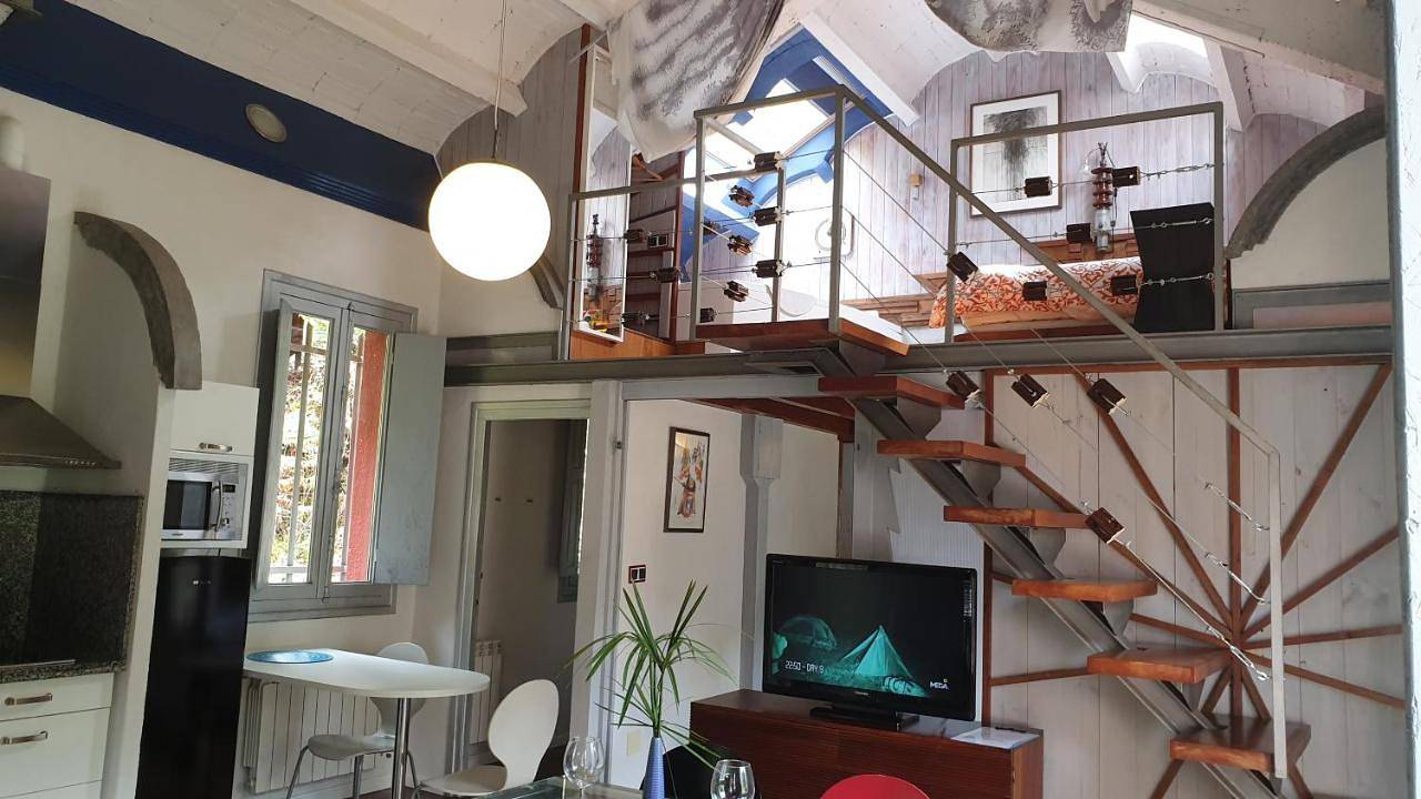 Apartamento entero, Zentral club voltio-jacuzzi in Belmonte de Miranda, Cordillera Cantábrica