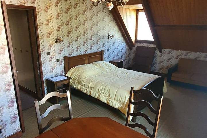 Location de vacances pour 14 personnes, avec terrasse et jardin, animaux acceptés à Arreau - 2