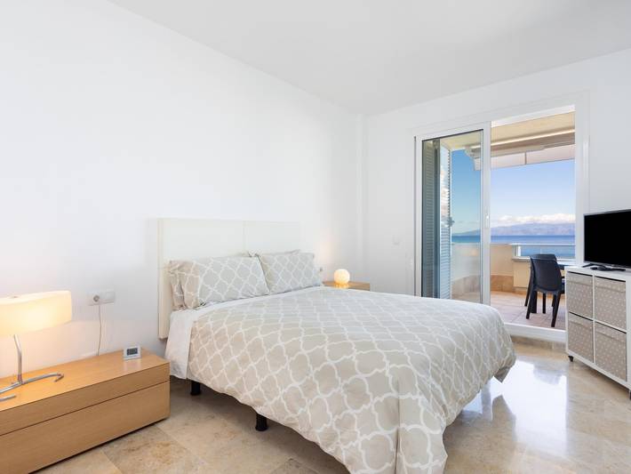 Gîte pour 2 personnes, avec bassin pour enfant ainsi que vue sur l’océan et piscine à Puerto de Santiago - 3