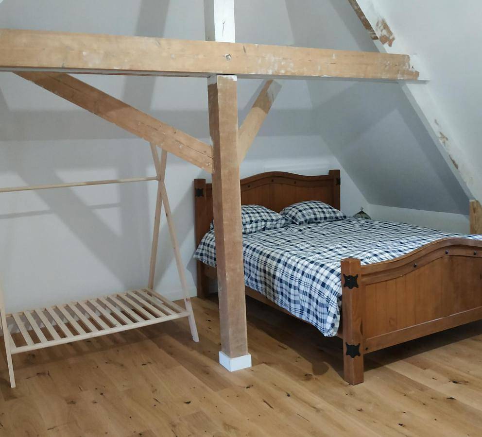 Appartement de vacances entier, Double Room in La Bazouge-du-Désert, Fougères-Vitré