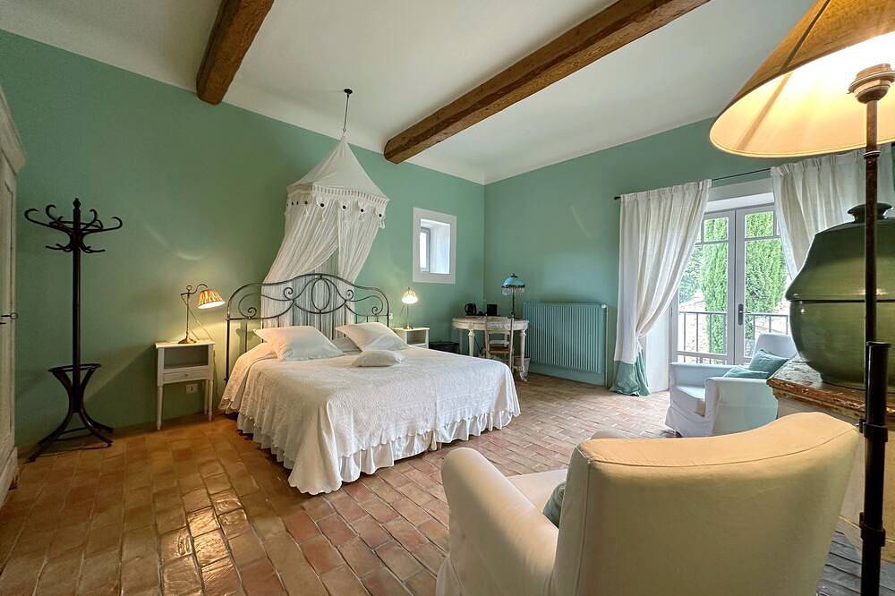 Ganze Wohnung, La Ponche - Green Room in Vacqueyras, Vaucluse