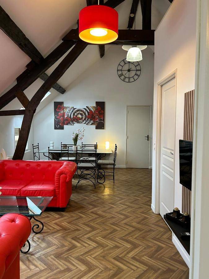 Appartement entier, Gîtes du Port, zoo et châteaux in Parpeçay, Val-Fouzon