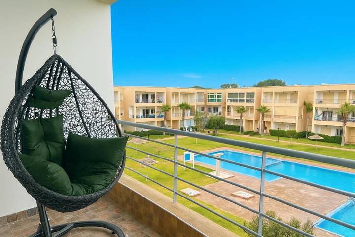 Apartamento de vacaciones para 6 personas, con vistas además de piscina y balcón - 1