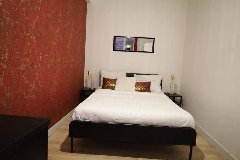 Entire apartment, Château Rubis - Spacious T2 in the city center in Château-Thierry, Aisne