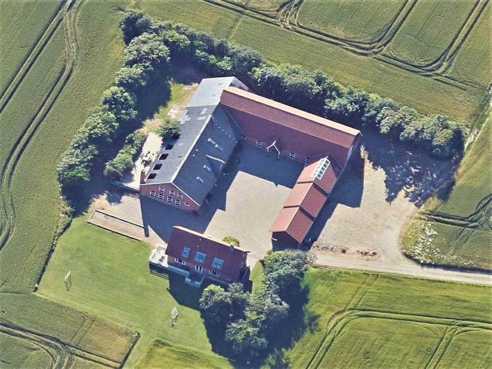 Ferieudlejning for 24 personer, med Balkon og Terrasse såvel som Børnepool og Pool i Morsø