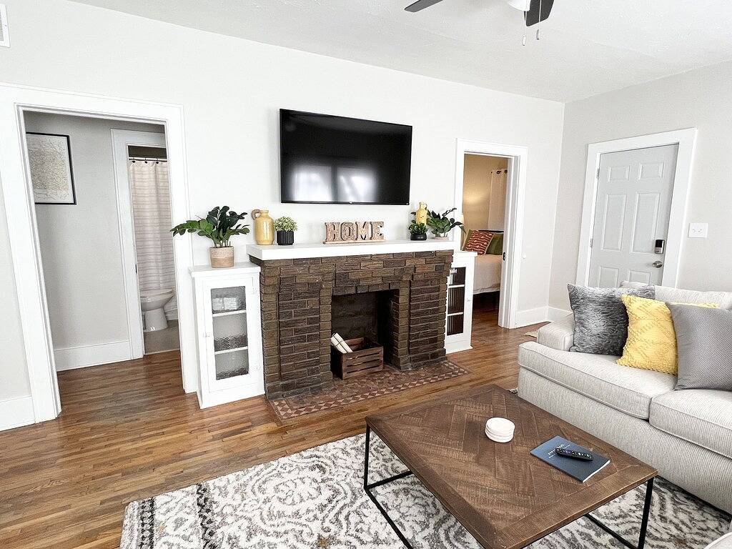 Near St. Joseph Hospital - Large Fenced Lot W/ W&D in Wichita, Kansas