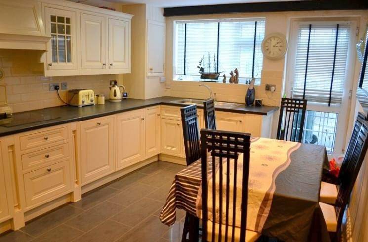 Three-Bedroom House in Shaldon, Devon