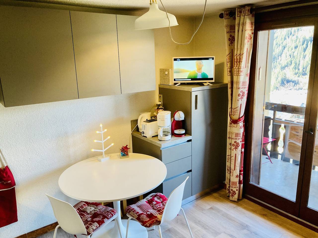 Entire apartment, Châtel Apartment 4 ppl, balcony, parking, pets allowed in Châtel, Les Portes du Soleil