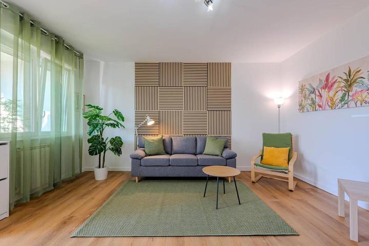 Appartamento per 5 persone, con Balcone e Terrazza a Oleggio