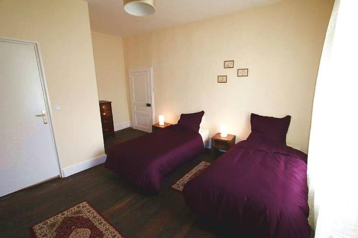 Gîte pour 15 personnes, avec jardin, animaux acceptés à Saint-Germain-les-Belles - 3