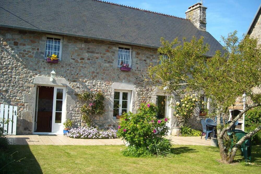 Charmantes Steinhaus, eingezäunter Garten, Haustiere erlaubt in Orval, Coutances und Umgebung