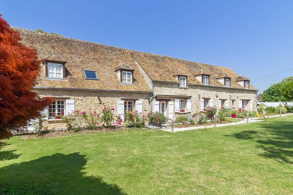 Suite Capucine - Domaine des Trois Châteaux in Moisenay, Seine-et-Marne