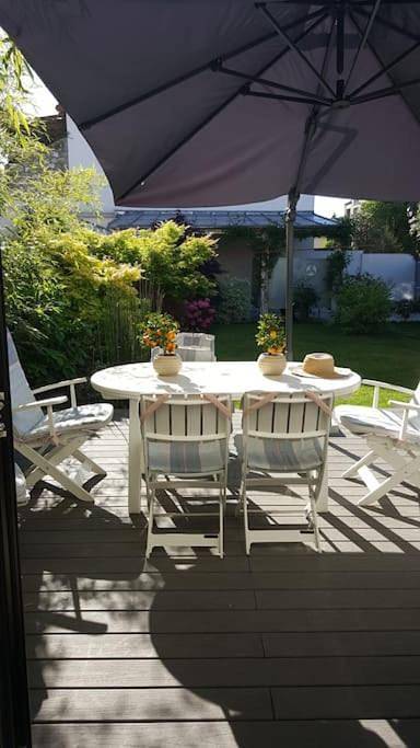 Location de vacances pour 6 personnes, avec terrasse et jardin à Vélizy-Villacoublay - 3
