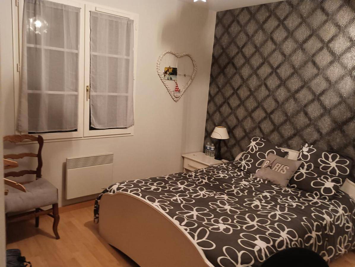 Standard Double Room with Shared Bathroom in Moncé-en-Belin, Sarthe