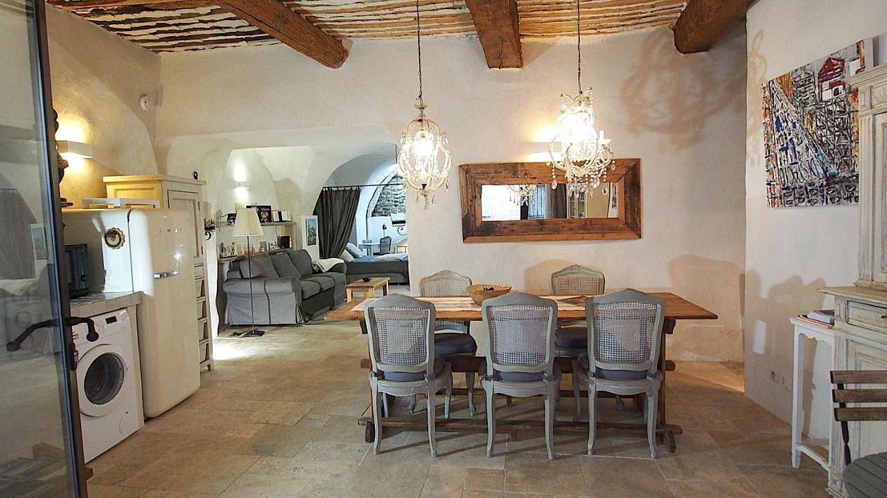Appartement entier, Le Loft Lourmarin in Lourmarin, Parc naturel régional du Luberon
