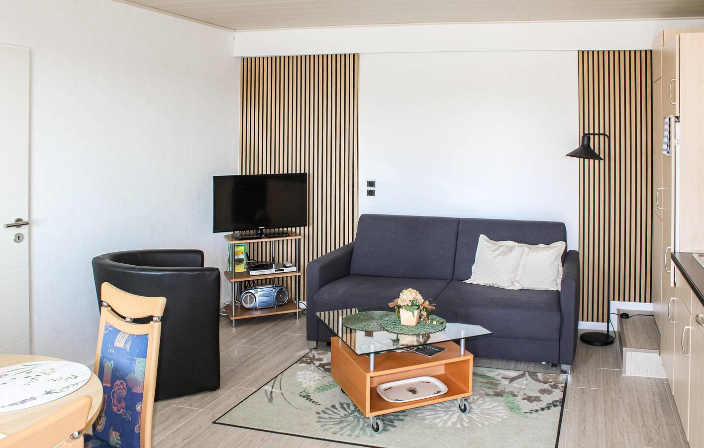 Geheel vakantieappartement, Serene Retreat met Terras, Tuin & Parkeerplaats bij Rodder in Reifferscheid, Ahrtal