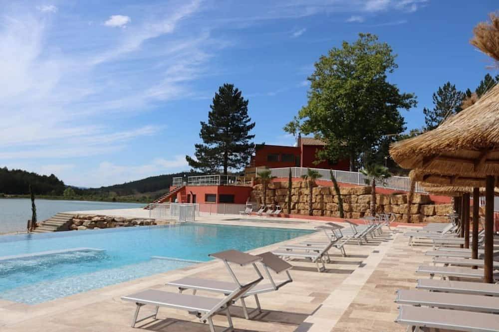 Camping 4 étoiles - Piscine  - ccbgccc in Arques (Aude), Parque Natural Regional Corbières-Fenouillèdes