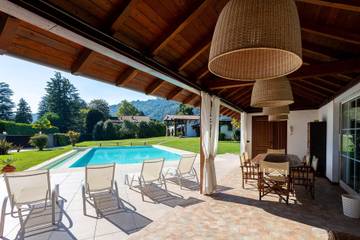 Villa Con Piscina per 8 Persone in Lesa, Lago Maggiore (Piemonte), Foto 1