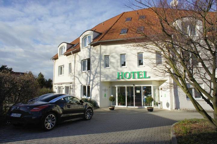 Hotel für 3 Personen, mit Terrasse und Garten sowie Sauna in Freital