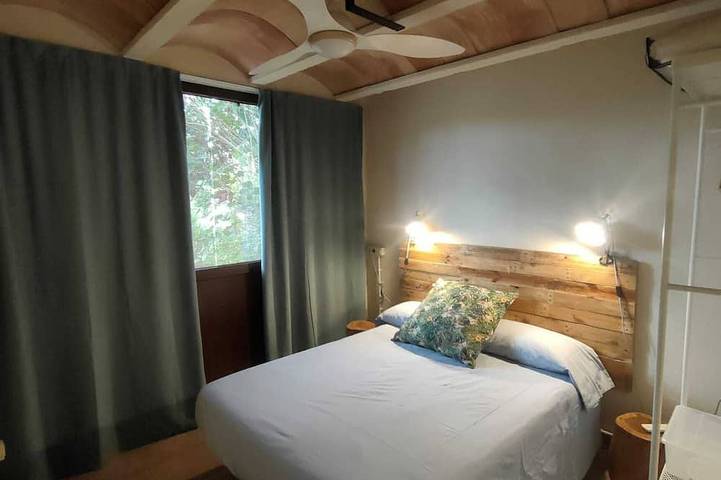 Location de vacances pour 2 personnes, avec jardin et piscine à Vall-llobrega - 3