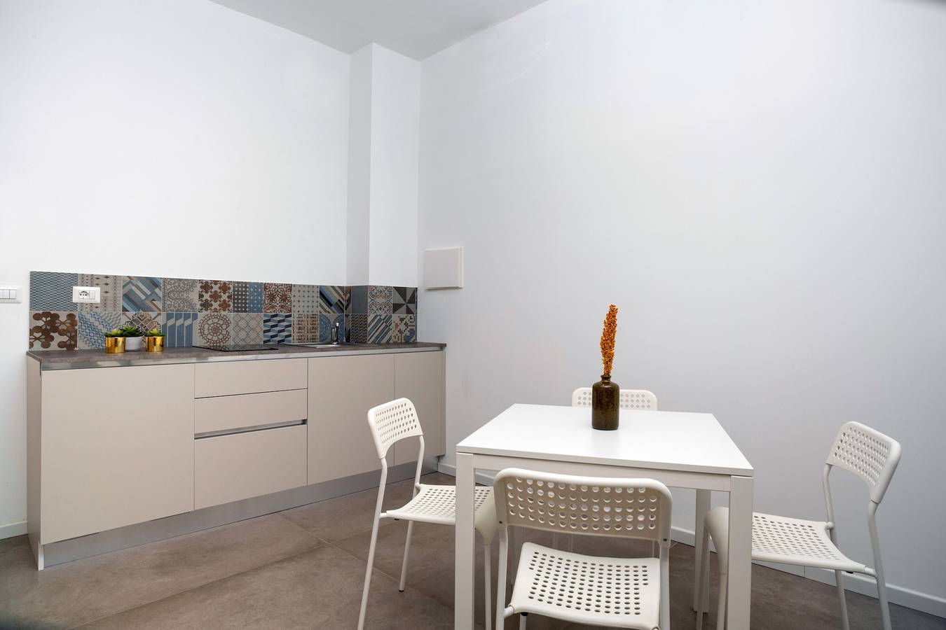 Geheel appartement, Appartement 'Taormina Center Suite 2' met Wi-Fi en airconditioning in Taormina, Provincie Messina