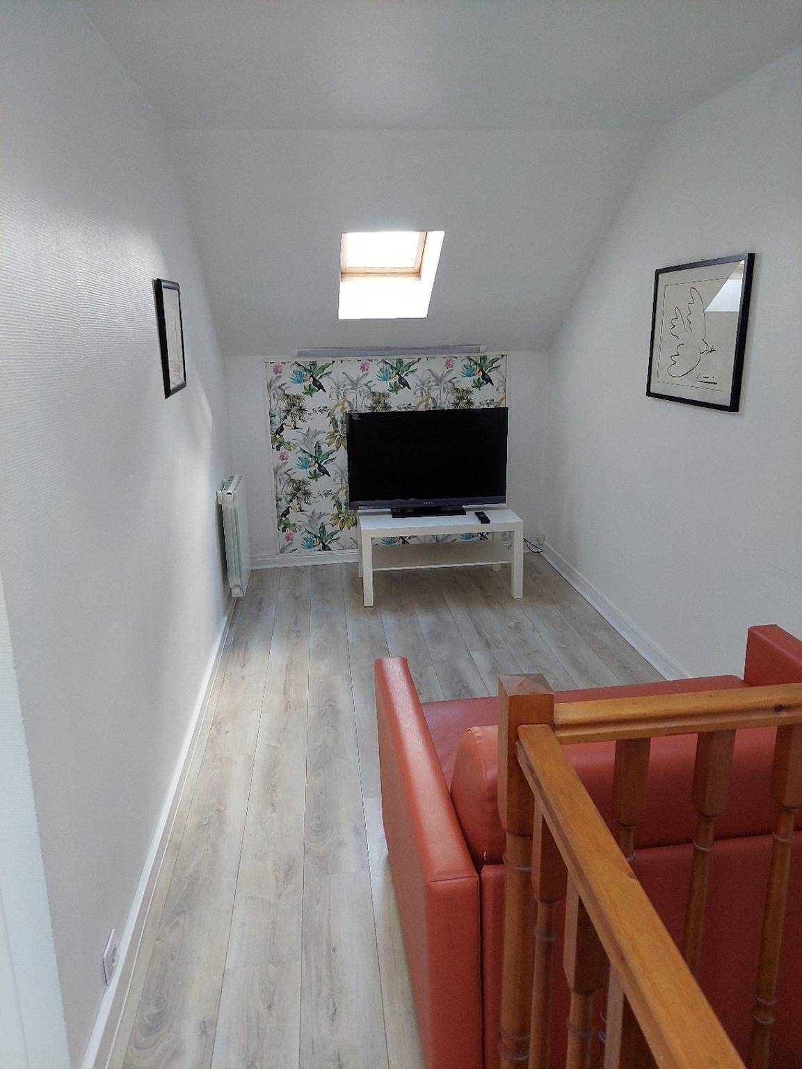 Appartement entier, Appartement confortable à Rosny-sous-Bois, 38m² + Vue sur la ville in Rosny-sous-Bois, Seine-Saint-Denis