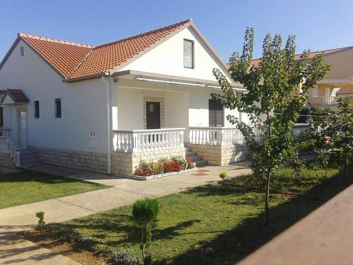 Apartament wakacyjny dla 6 osób, z ogród i widok - 1