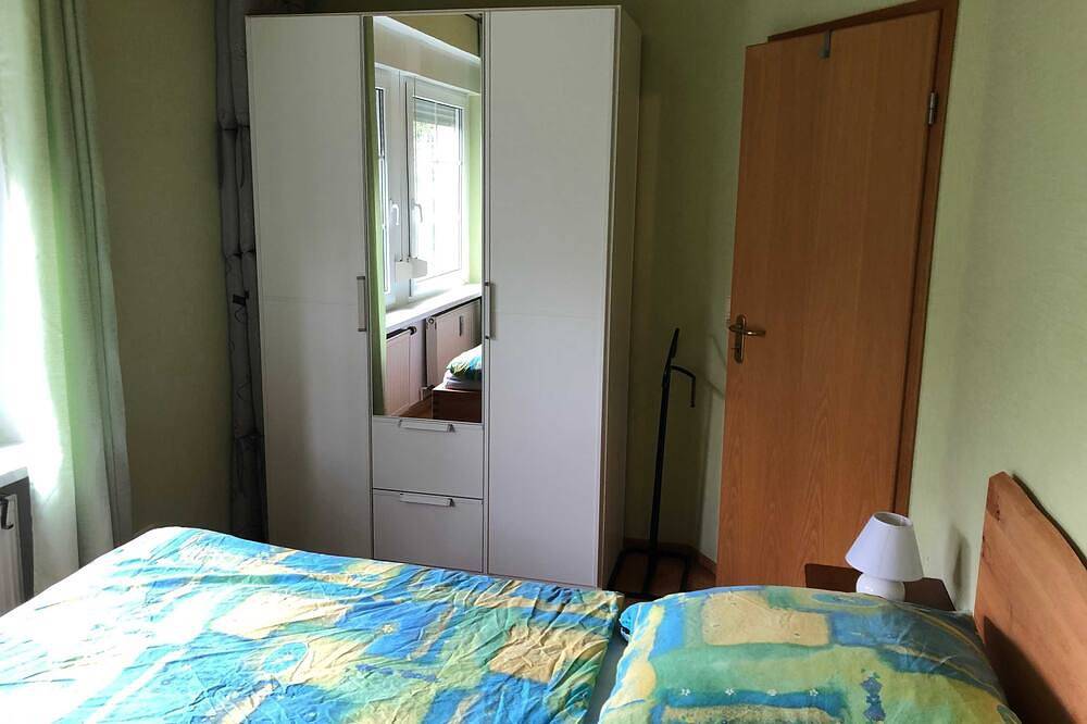 Ganze Wohnung, Ferienwohnung Nord-Ost (für 2- 4 Personen) - Ferienwohnungen May in Plankenfels, Frankenalb
