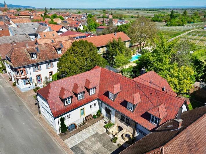 Ferienhaus für 3 Personen, mit Garten und Pool in Landau