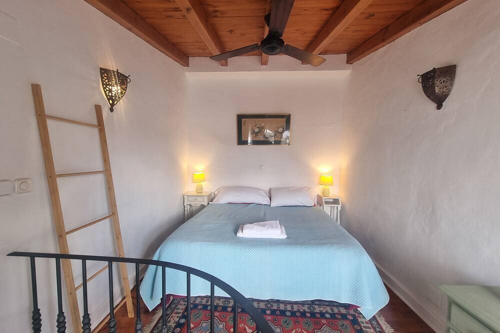 Village house. Ideal for couples or friends in the middle of nature. in Cortes de la Frontera, Málaga Province