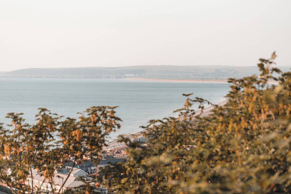 Beach House for 6 People in Westward Ho, Devon