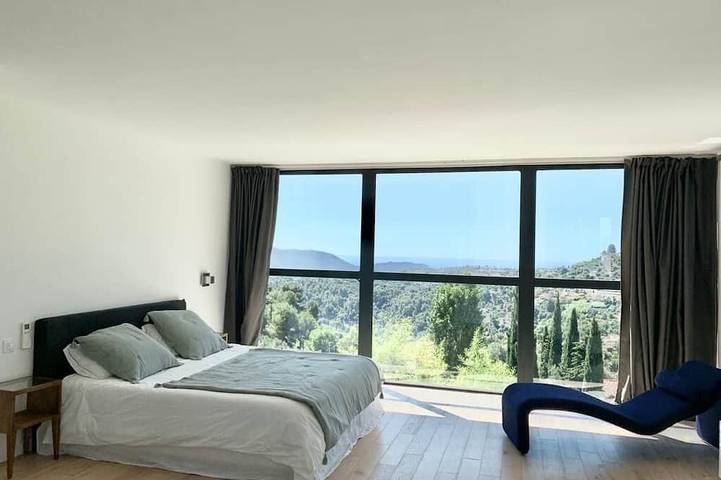 Location de vacances pour 6 personnes, avec jardin à Falicon - 2